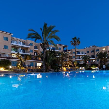 105 Kings Palace - Fabulous 2 Bed, 2 Bath, Large Patio With Garden - Sea Views Paphos Ngoại thất bức ảnh