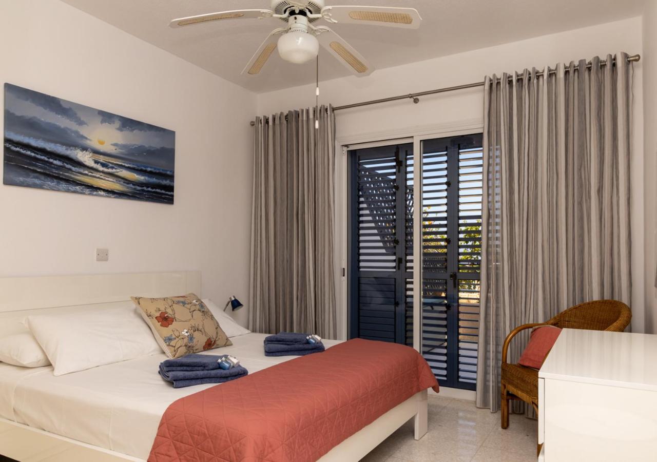 105 Kings Palace - Fabulous 2 Bed, 2 Bath, Large Patio With Garden - Sea Views Paphos Ngoại thất bức ảnh