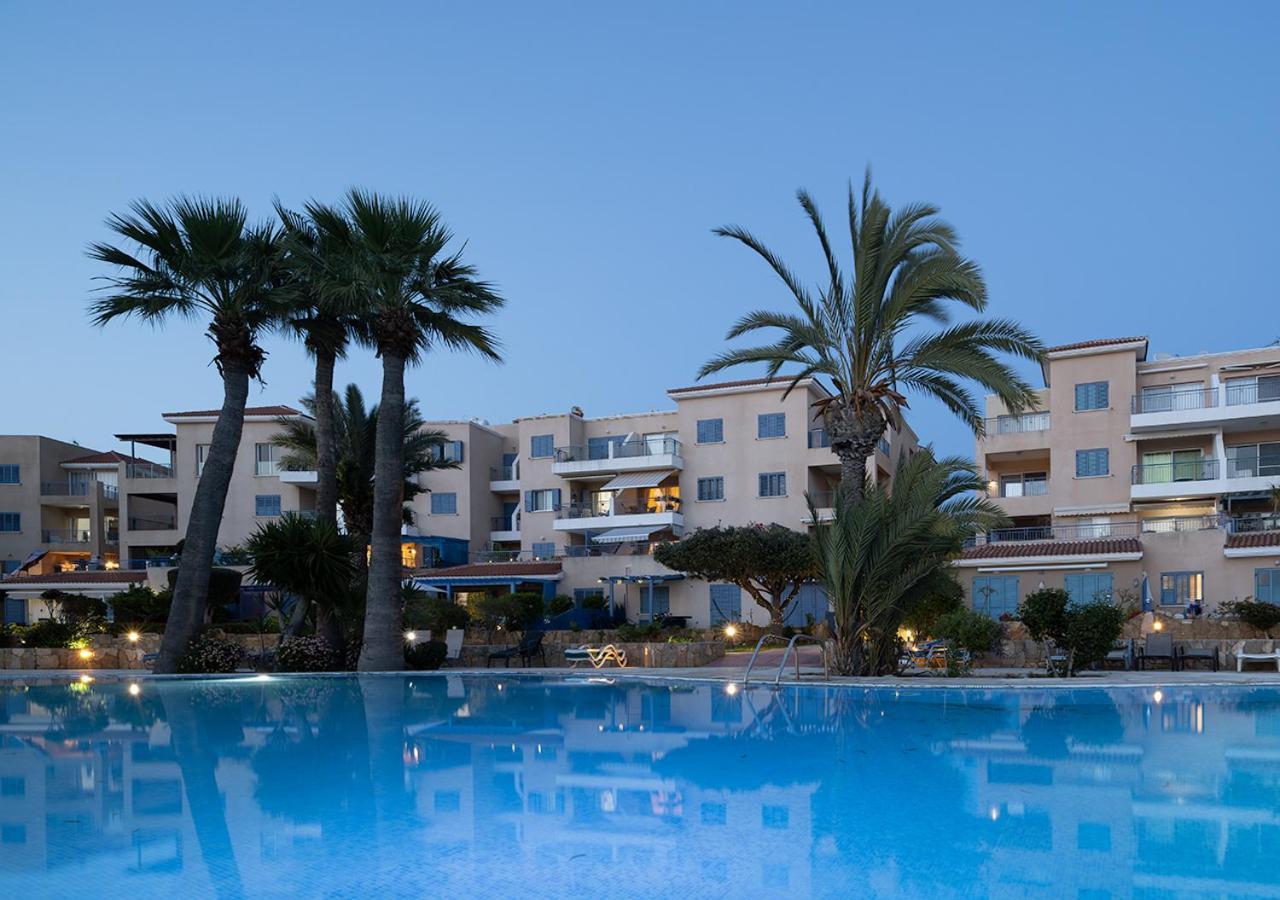 105 Kings Palace - Fabulous 2 Bed, 2 Bath, Large Patio With Garden - Sea Views Paphos Ngoại thất bức ảnh