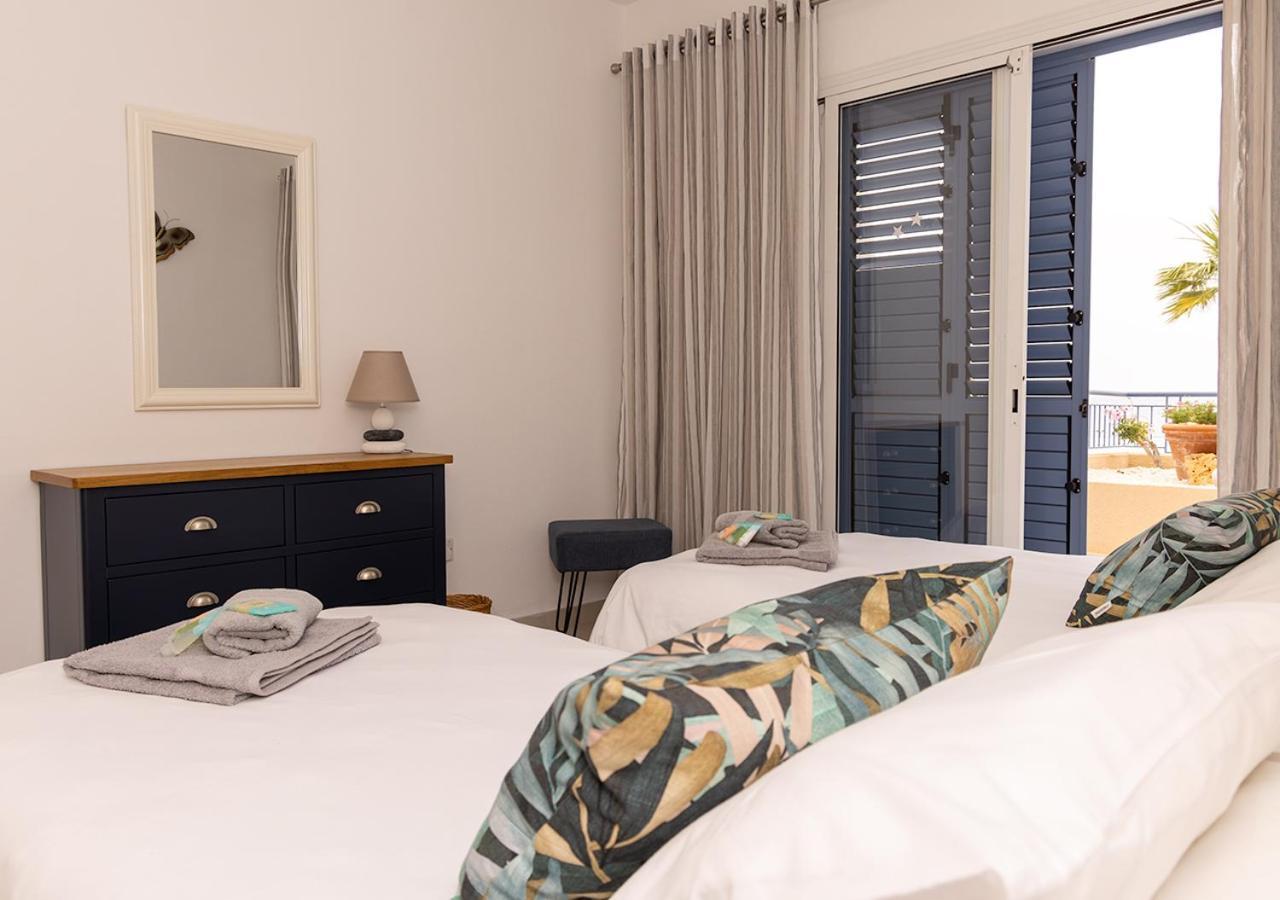 105 Kings Palace - Fabulous 2 Bed, 2 Bath, Large Patio With Garden - Sea Views Paphos Ngoại thất bức ảnh