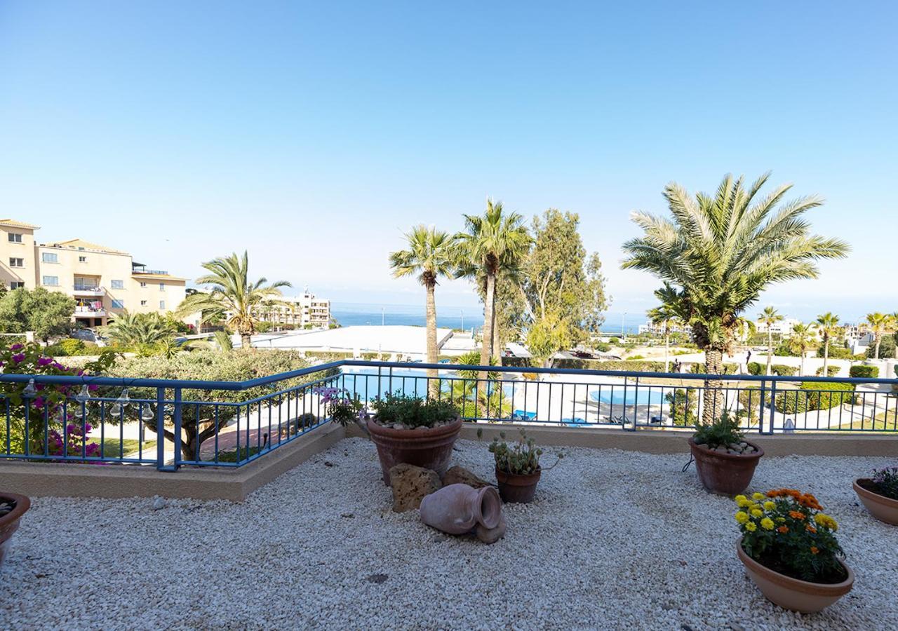 105 Kings Palace - Fabulous 2 Bed, 2 Bath, Large Patio With Garden - Sea Views Paphos Ngoại thất bức ảnh