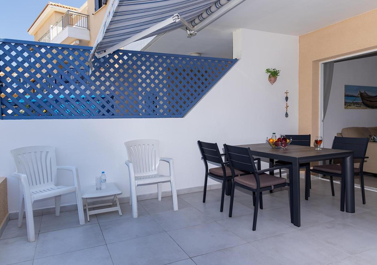 105 Kings Palace - Fabulous 2 Bed, 2 Bath, Large Patio With Garden - Sea Views Paphos Ngoại thất bức ảnh