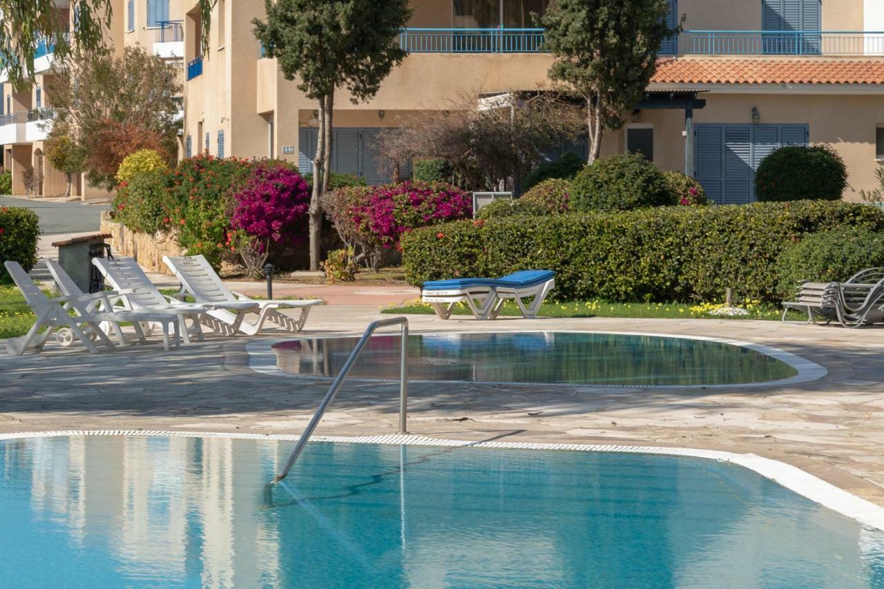 105 Kings Palace - Fabulous 2 Bed, 2 Bath, Large Patio With Garden - Sea Views Paphos Ngoại thất bức ảnh
