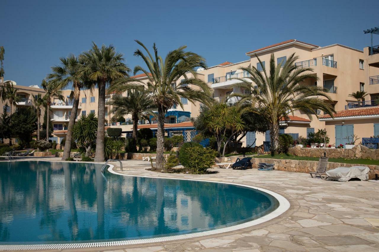 105 Kings Palace - Fabulous 2 Bed, 2 Bath, Large Patio With Garden - Sea Views Paphos Ngoại thất bức ảnh