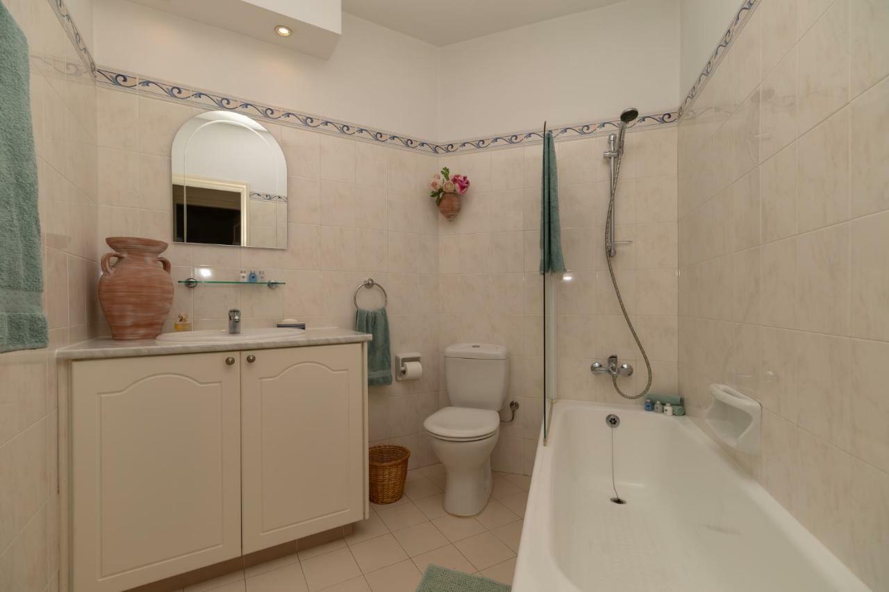 105 Kings Palace - Fabulous 2 Bed, 2 Bath, Large Patio With Garden - Sea Views Paphos Ngoại thất bức ảnh