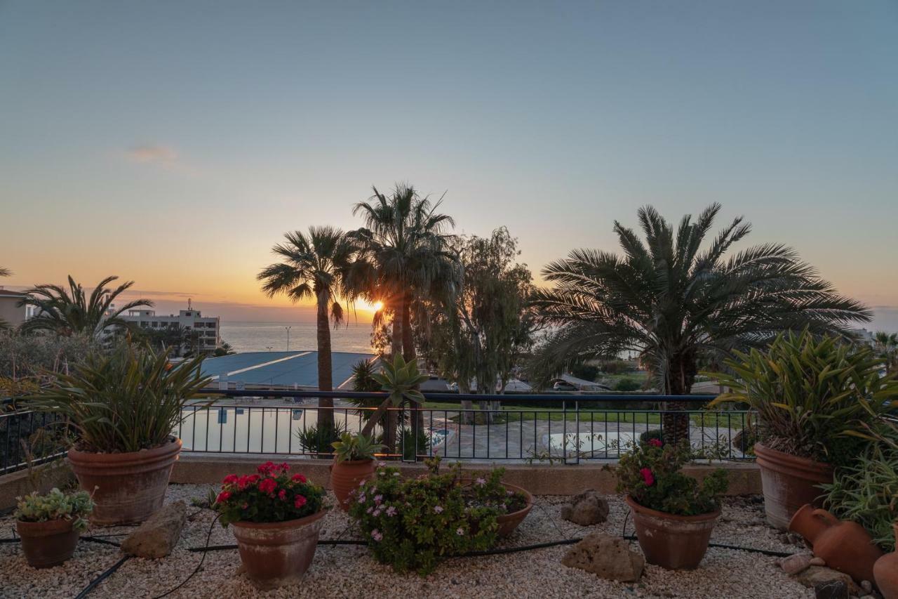 105 Kings Palace - Fabulous 2 Bed, 2 Bath, Large Patio With Garden - Sea Views Paphos Ngoại thất bức ảnh